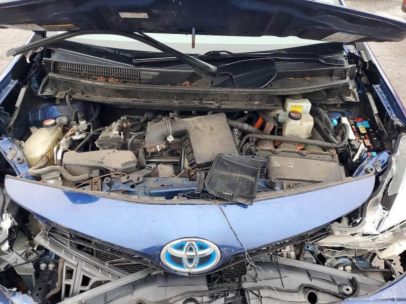 2015 Toyota Prius v Three