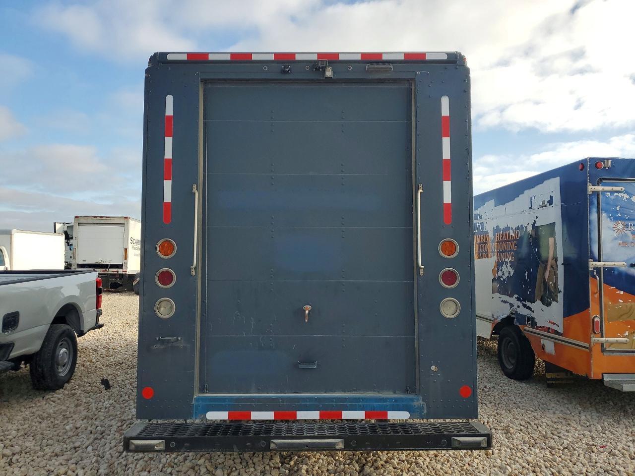 2019 Ford F59 Delivery Truck