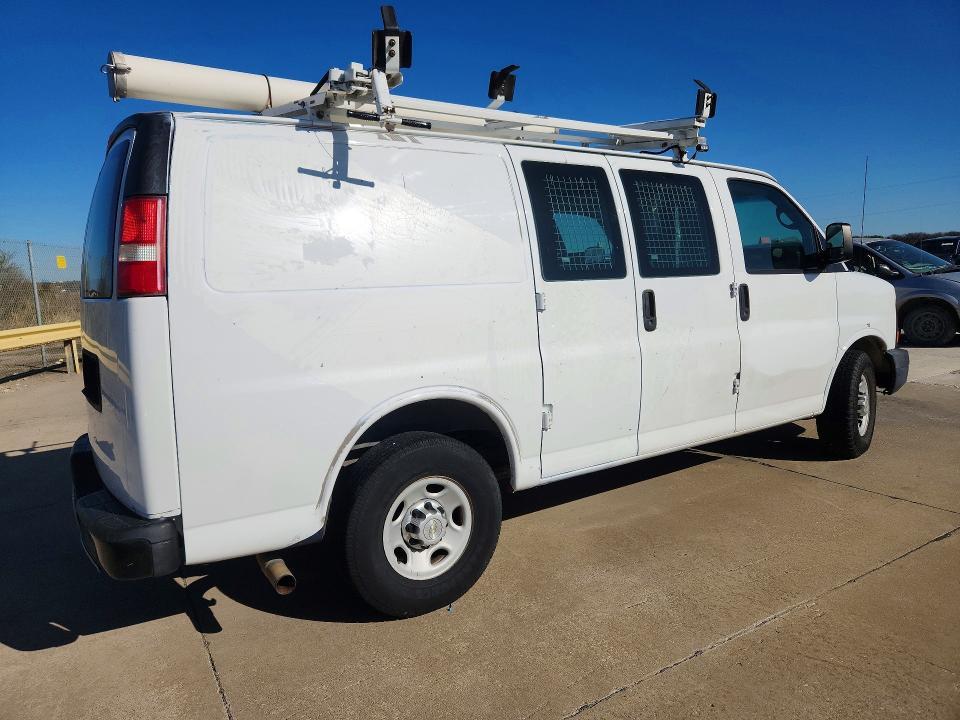 2013 Chev Express G2500