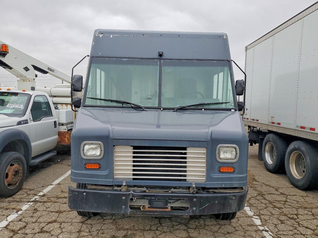 2020 Ford F59 Delivery Truck
