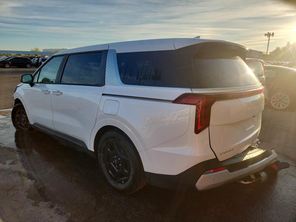 2026 KIA Carnival lxs