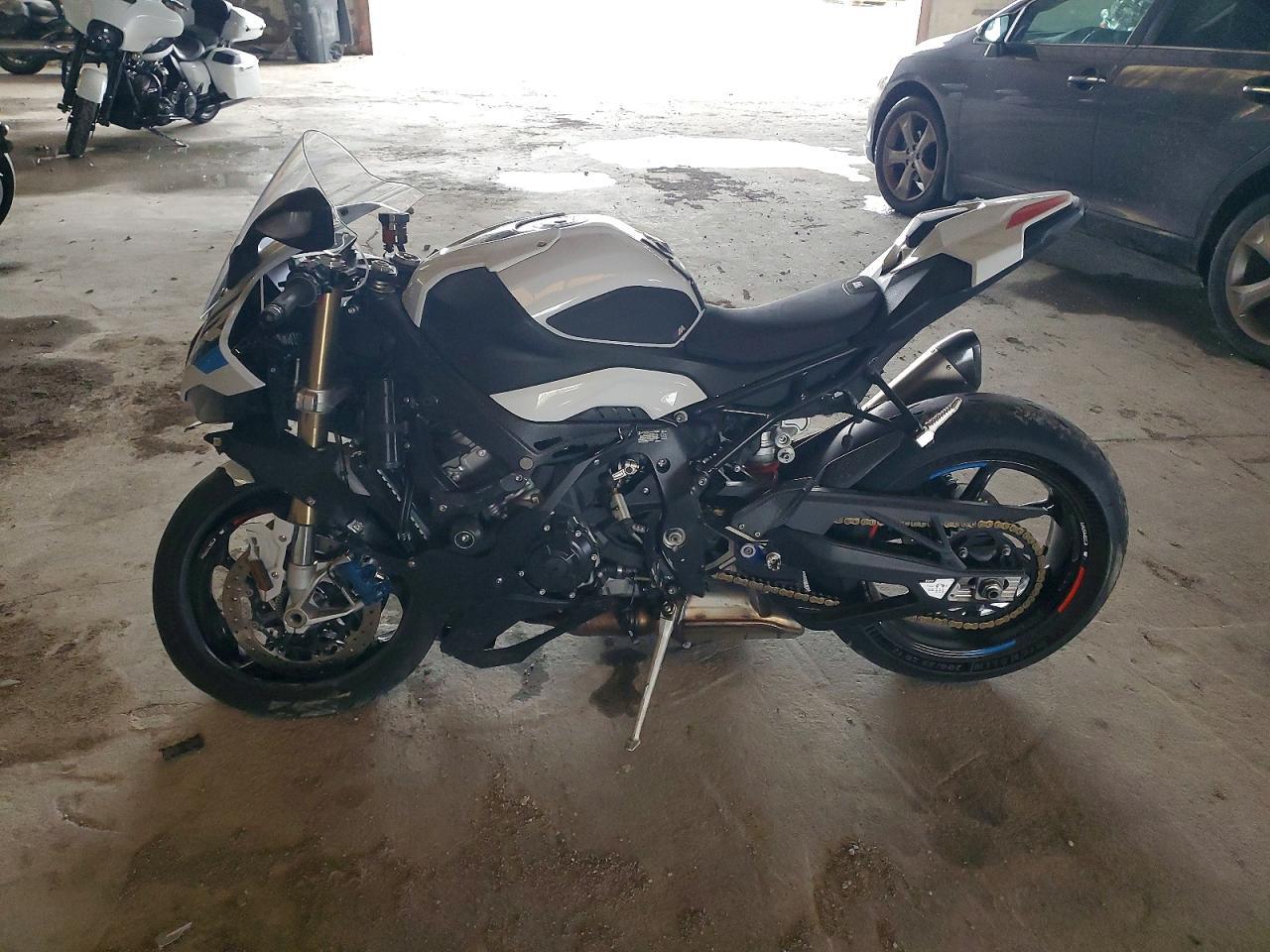 2024 BMW S 1000 RR