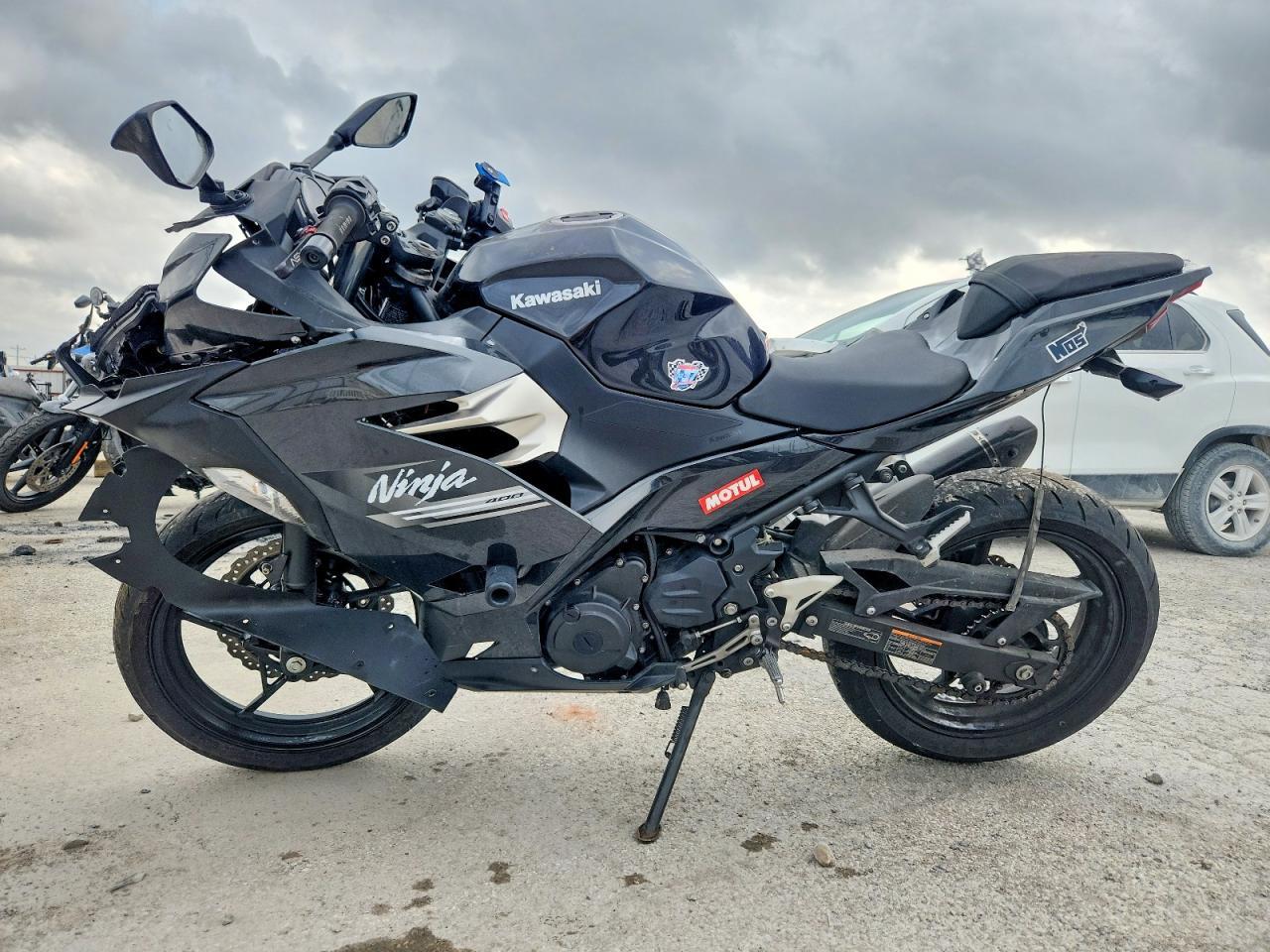 2022 Kawasaki EX400