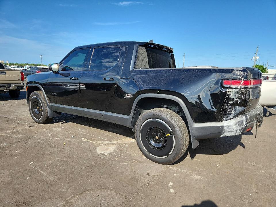 2025 Rivian R1T Adventure