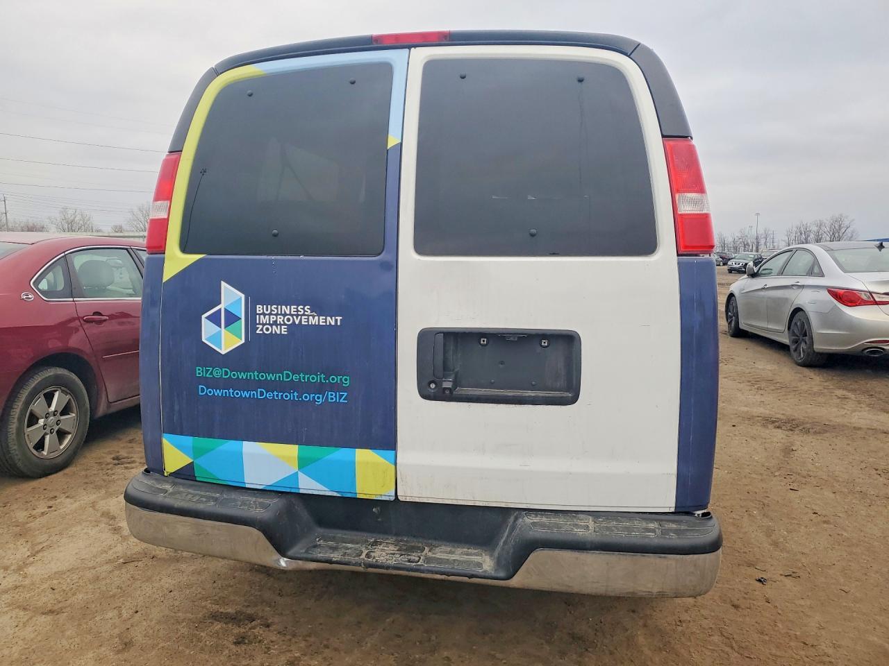 2021 Chevrolet Express G3500 LT