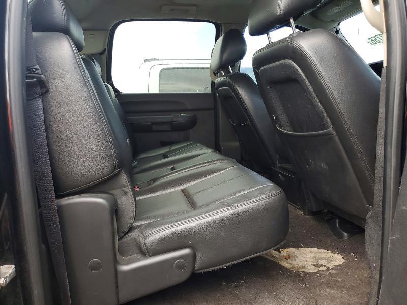 2012 Chevrolet Silverado K3500 LT