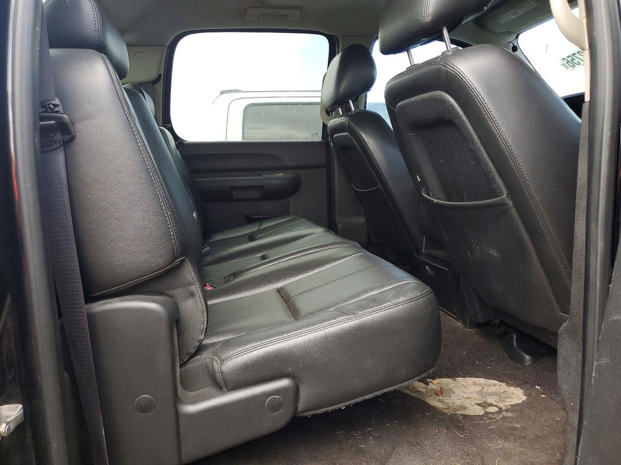 2012 Chevrolet Silverado K3500 LT