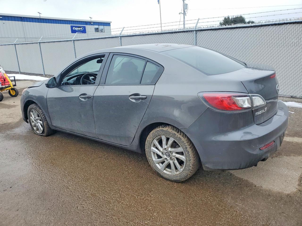 2013 Mazda 3 I