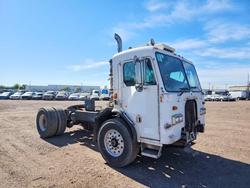 Peterbilt Tractor Vehiculos salvage en venta: 2006 Peterbilt Tractor 2006 Peterbilt 320 Semi Truck