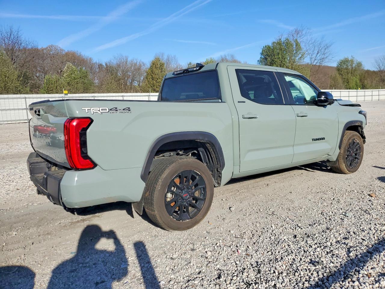 2024 Toyota Tundra Limited HV