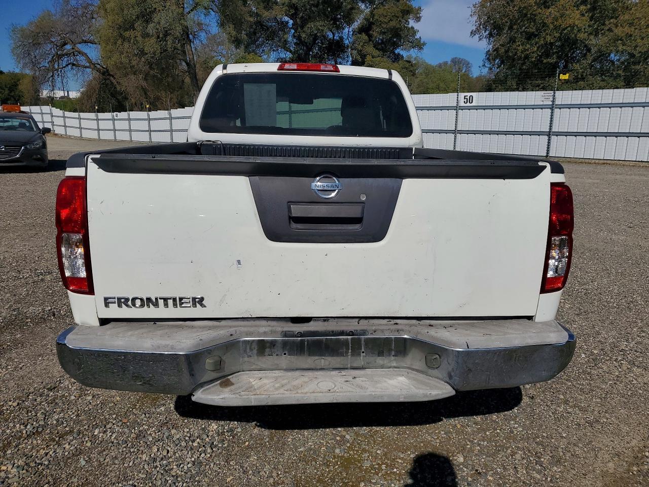 2016 Nissan Frontier S