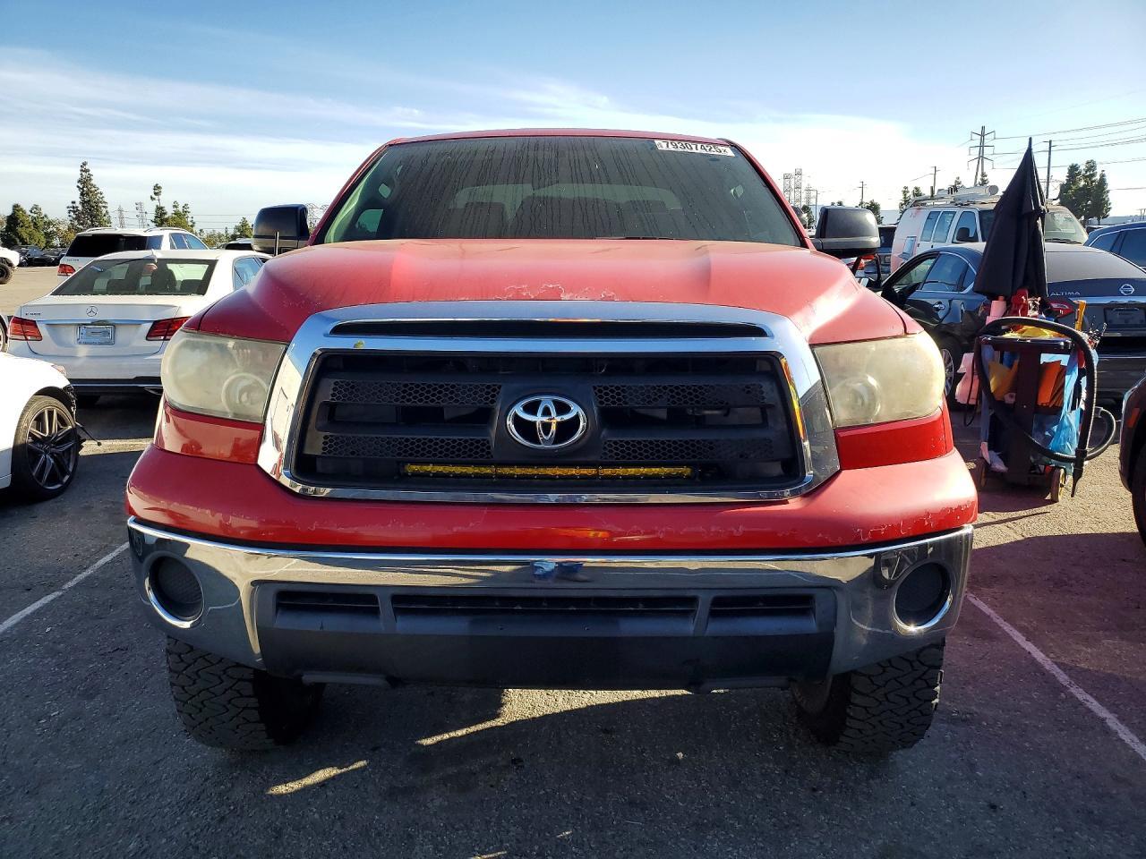 2011 Toyota Tundra Grade