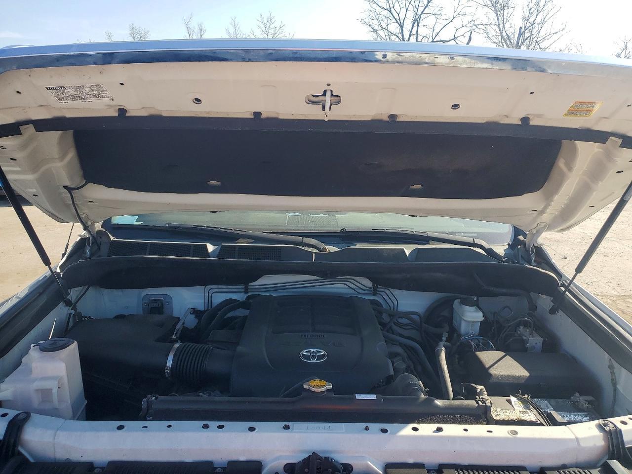 2016 Toyota Tundra SR5