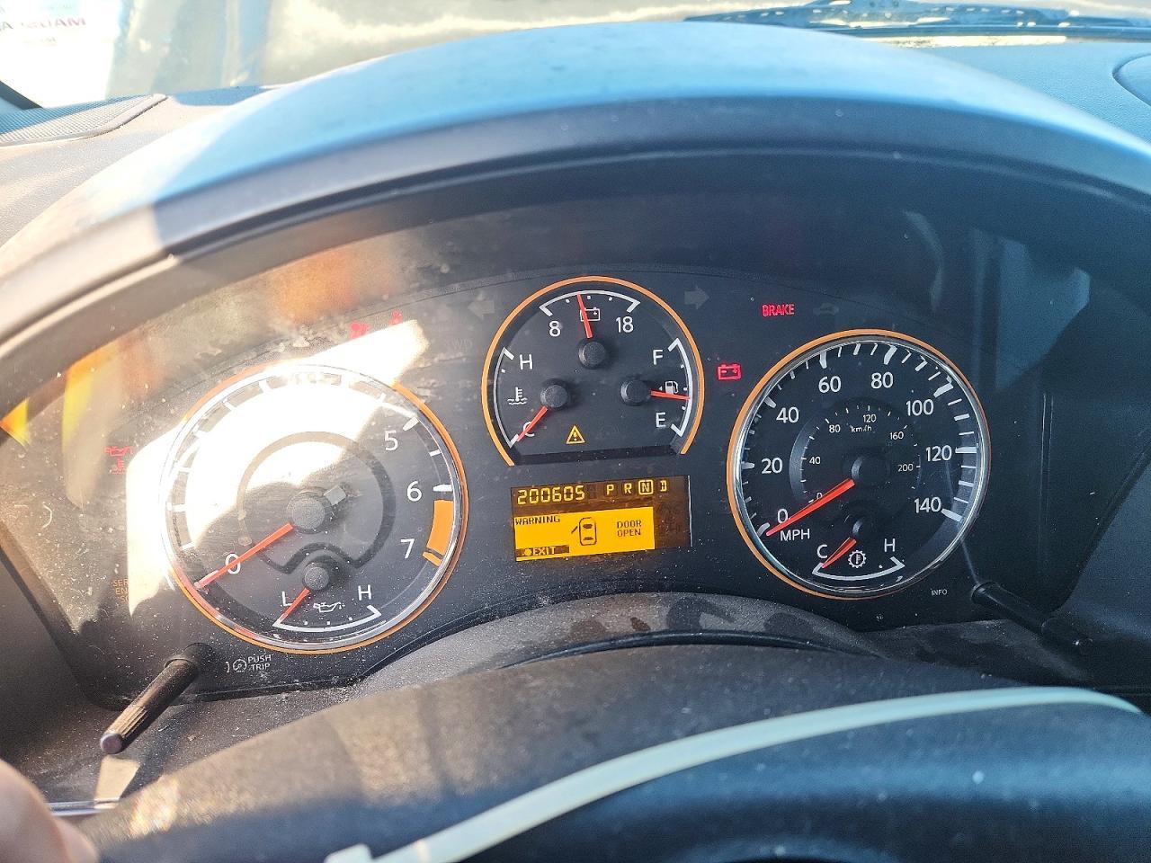 2010 Nissan Titan SE