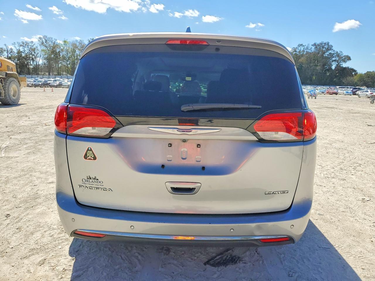 2018 Chrysler Pacifica Limited