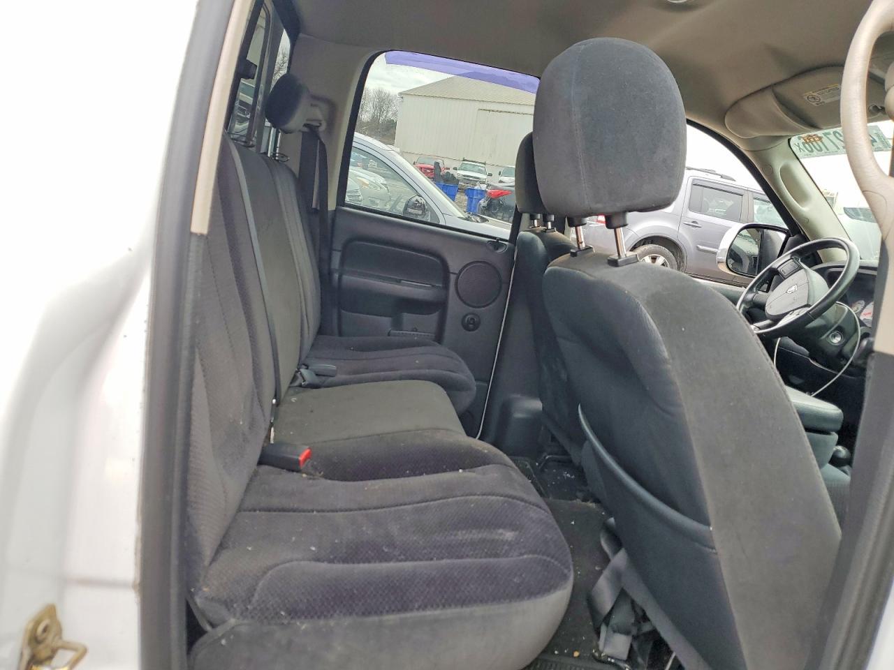 2005 Dodge RAM 1500 ST