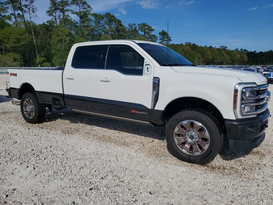 2025 Ford F350 Super Duty