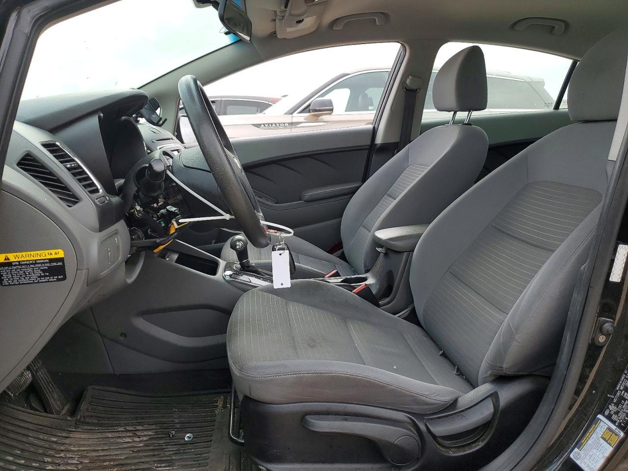 2017 KIA Forte lx