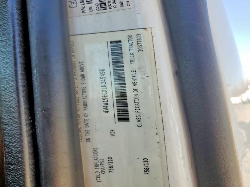 2020 Volvo VNR Semi Truck