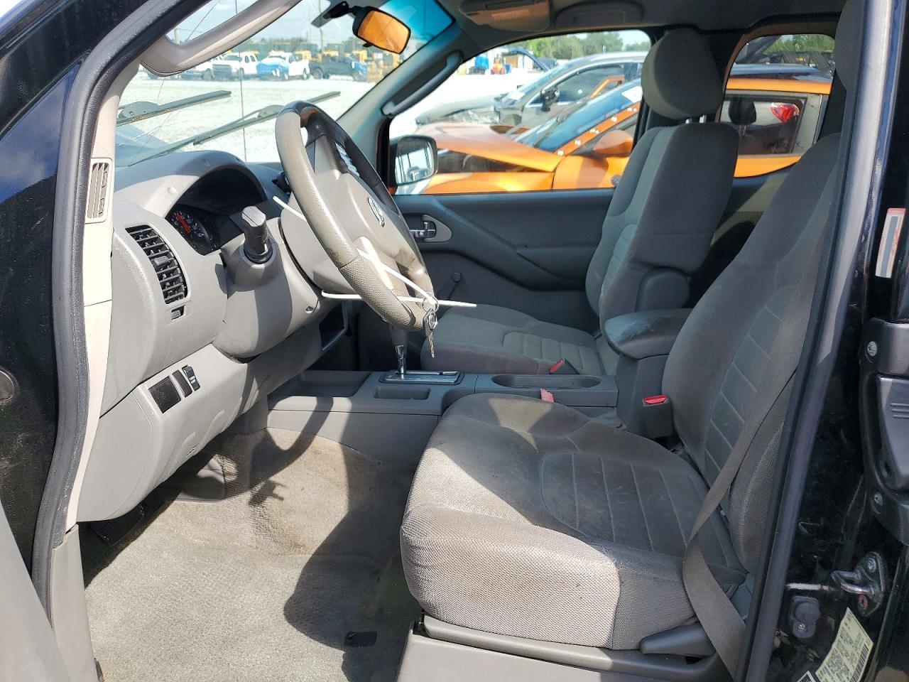 2009 Nissan Frontier XE