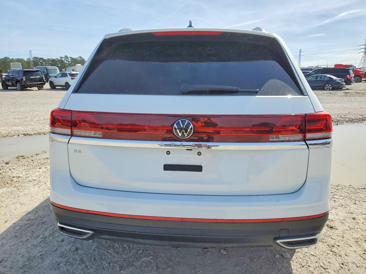 2025 Volkswagen Atlas se