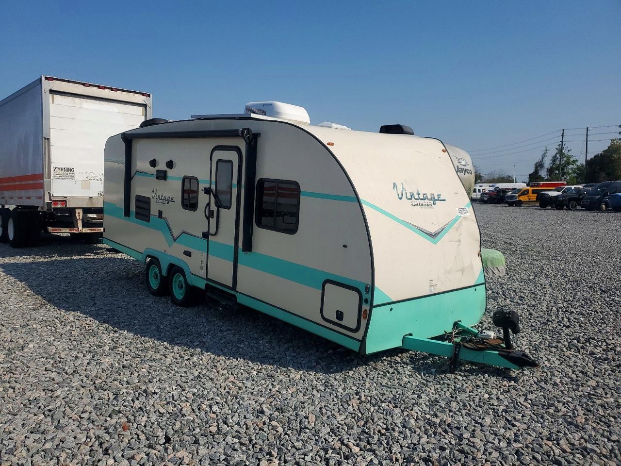 2021 Gulfstream Conquest Camper
