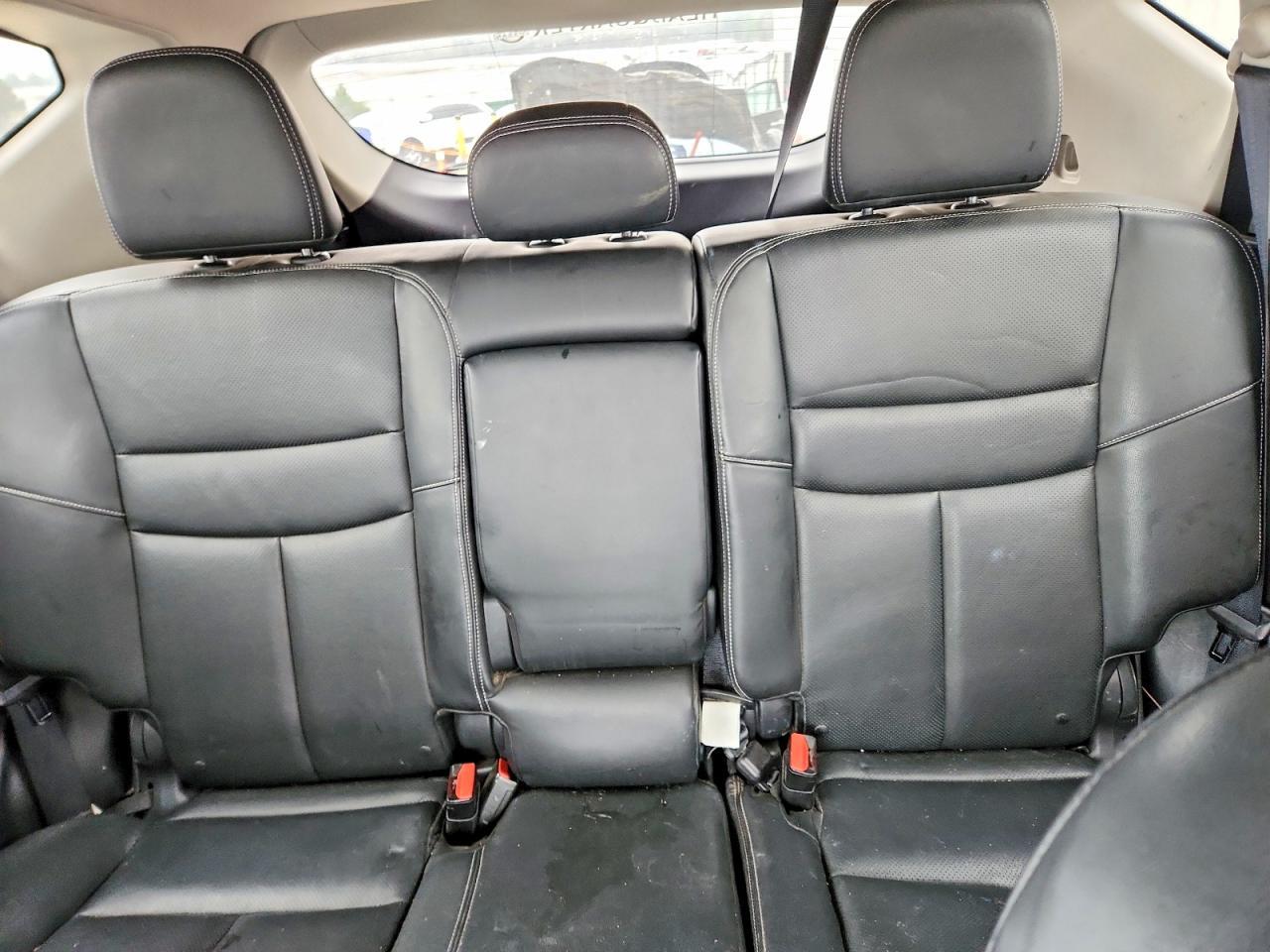 2016 Nissan Murano s