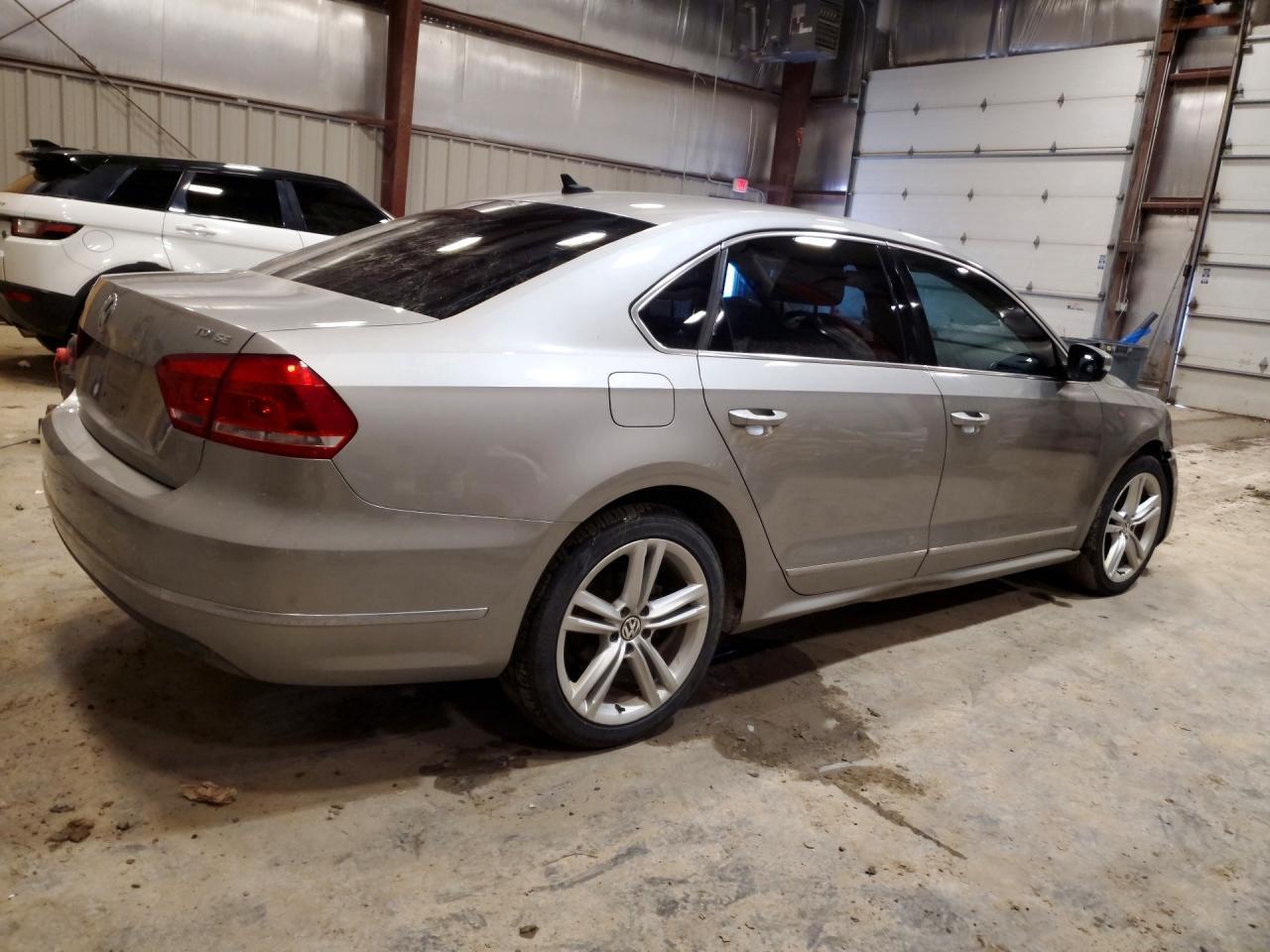 2013 Volkswagen Passat se