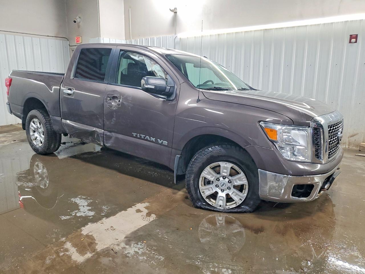 2018 Nissan Titan SV