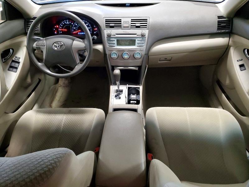 2009 Toyota Camry le