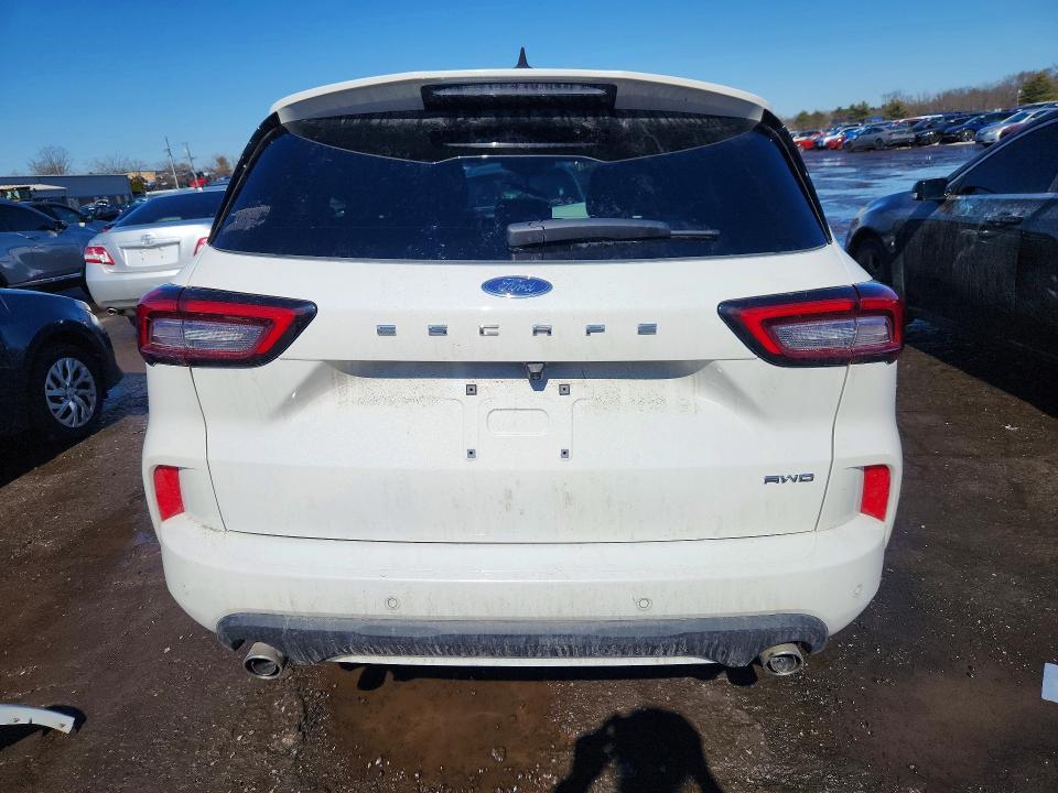 2024 Ford Escape st Line