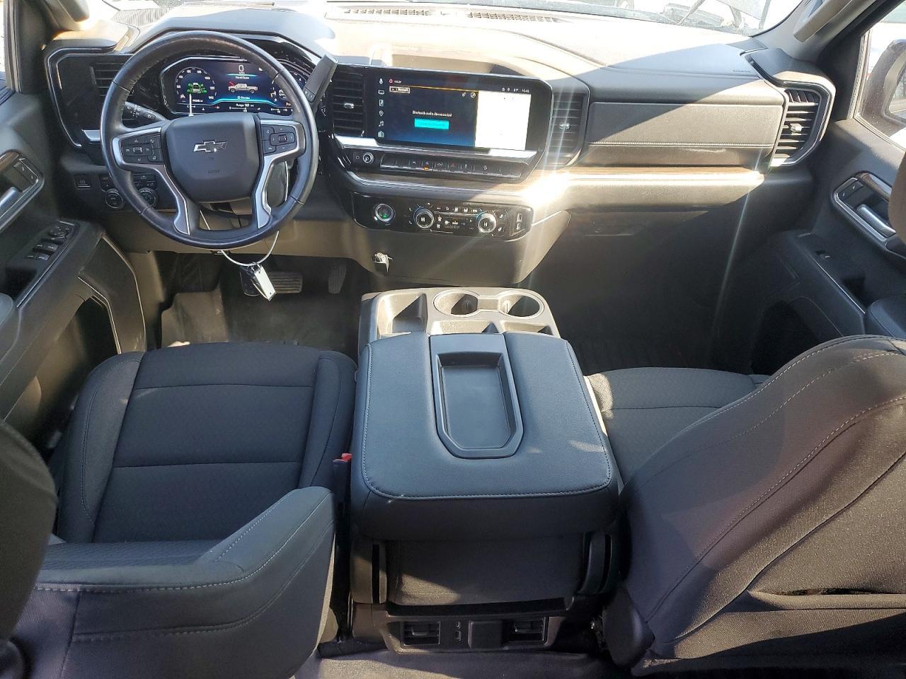 2022 Chevrolet Silverado K1500 RST