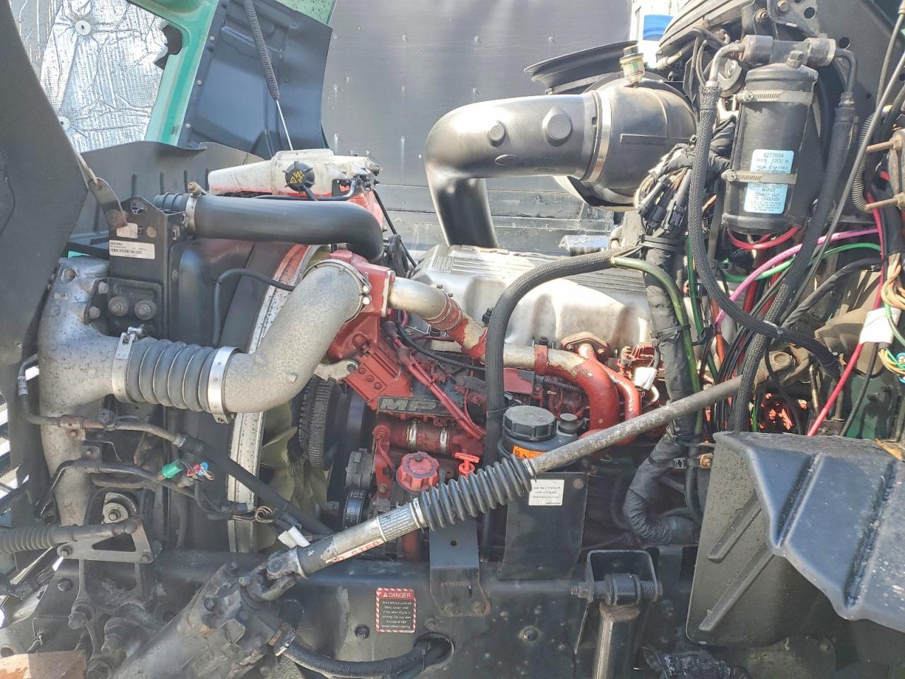 2017 Mack CXU613 Semi Truck