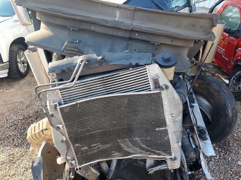 2017 International LF517 Semi Truck