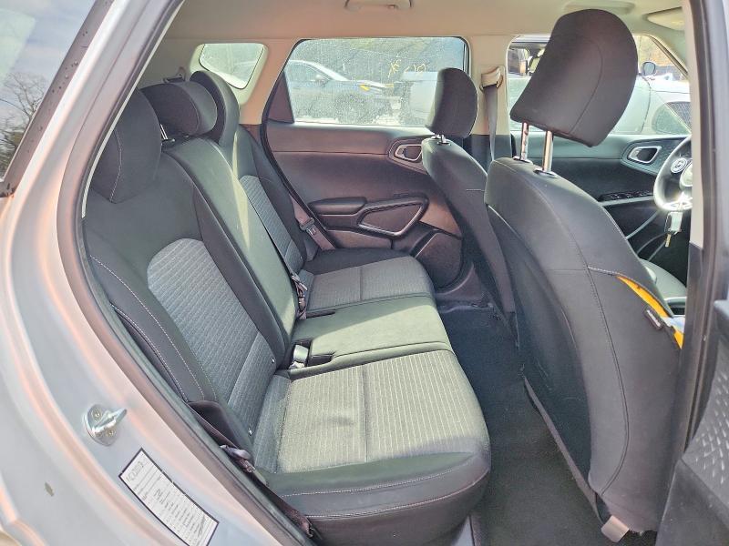 2021 KIA Soul s