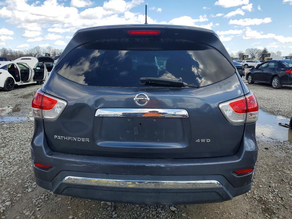 2014 Nissan Pathfinder s