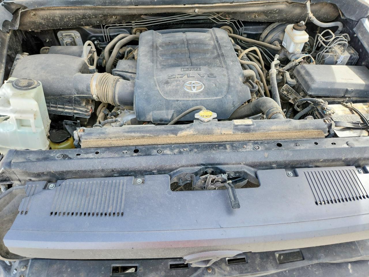 2014 Toyota Tundra SR5