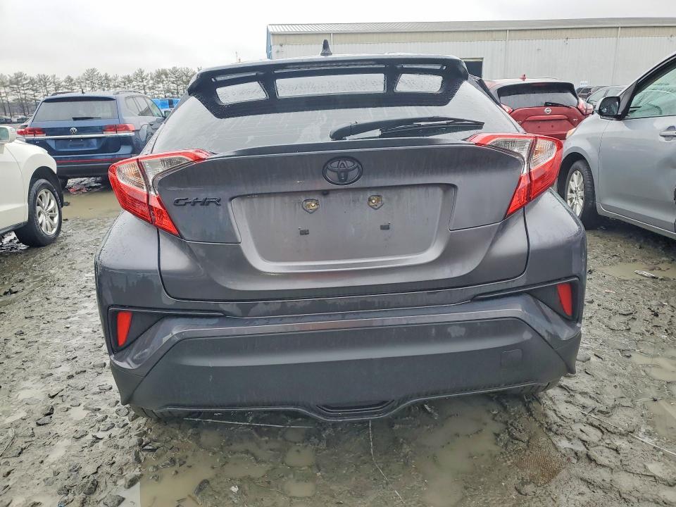 2022 Toyota C-hr Nightshade