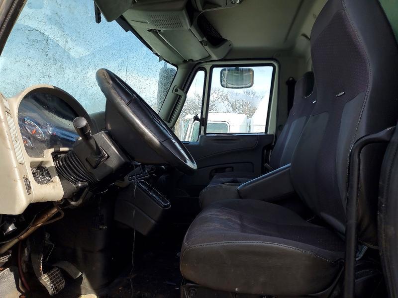 2015 International 4300 BOX Truck
