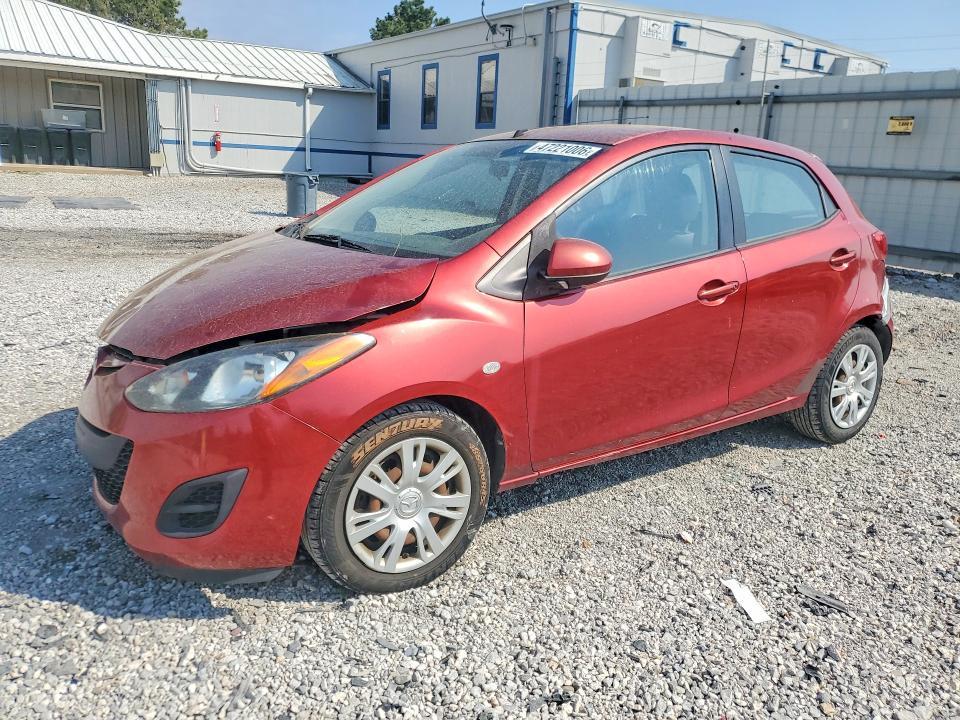 2014 Mazda 2 Sport