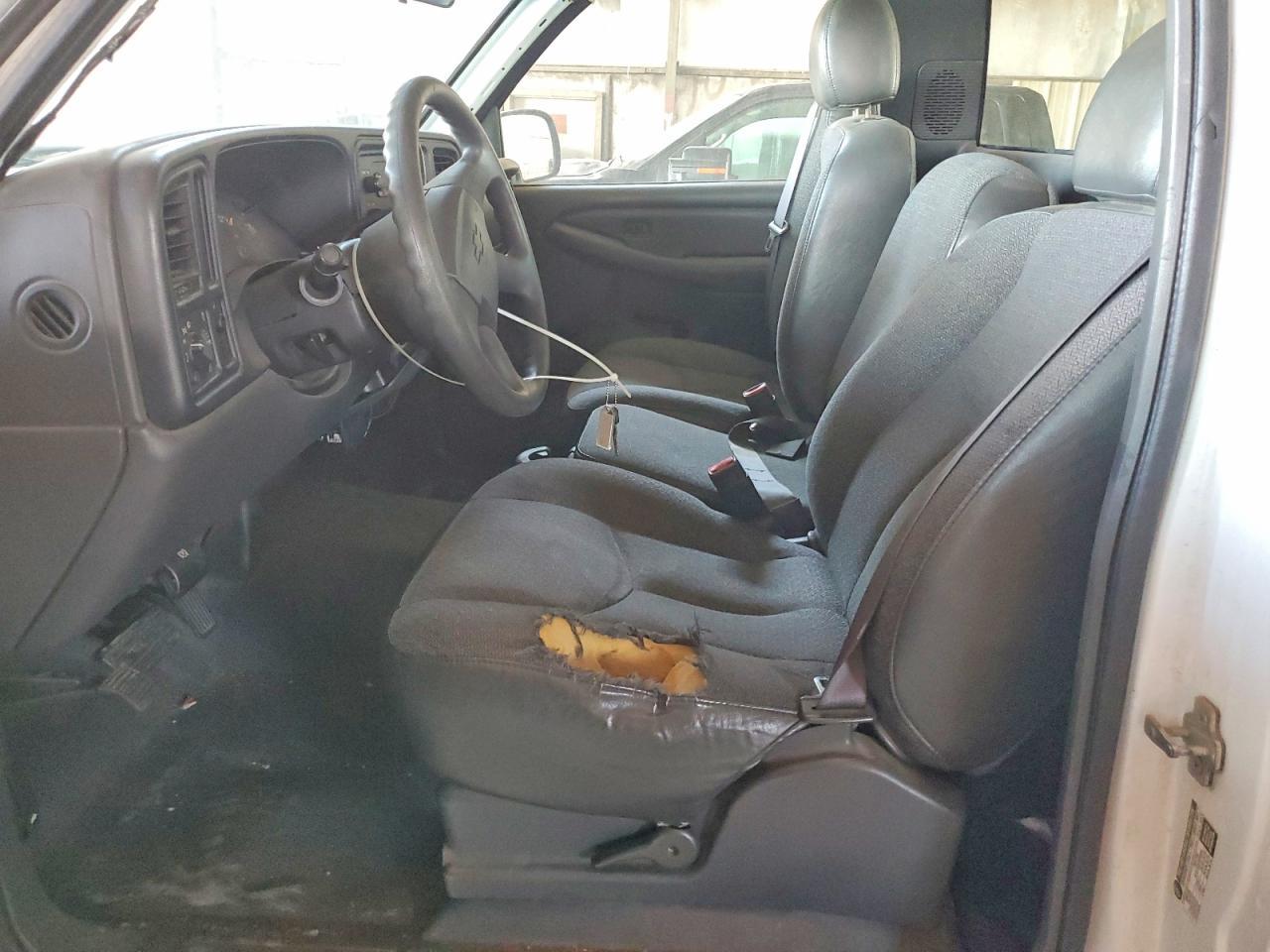 2004 Chevrolet Silverado C2500 Heavy Duty