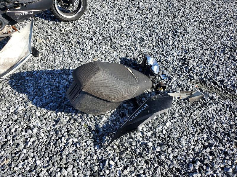 2023 Hyos Scorch Moped