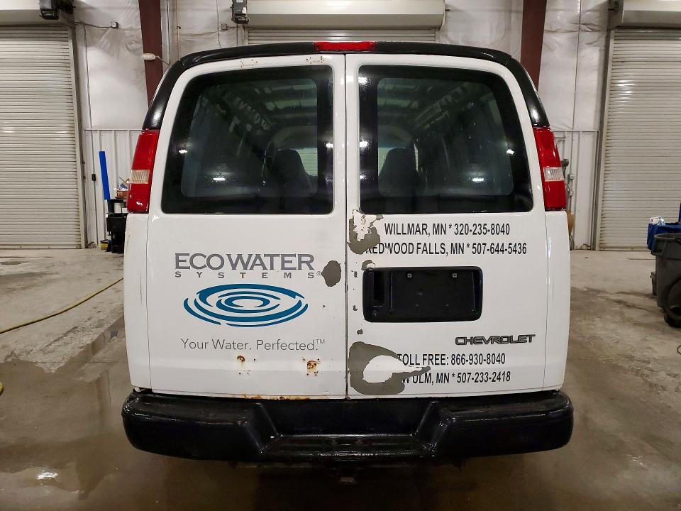 2004 Chev Rolet Express 2500 Delivery van