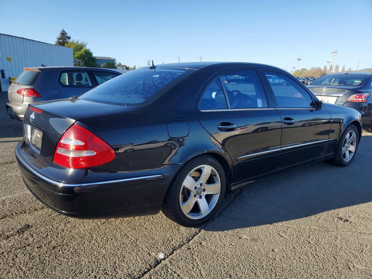 2003 Mercedes-Benz E 320
