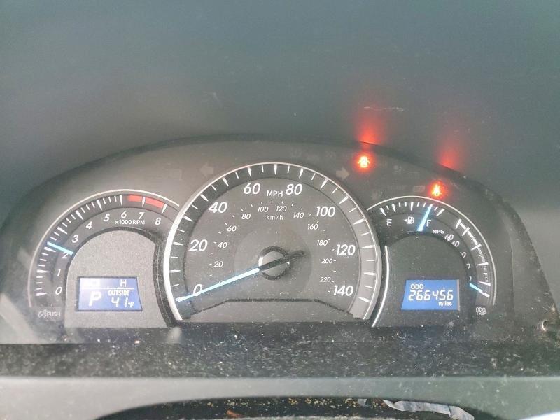 2014 Toyota Camry le