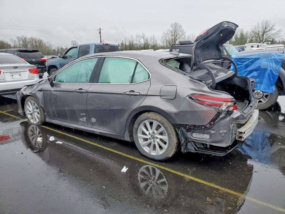 2023 Toyota Camry le