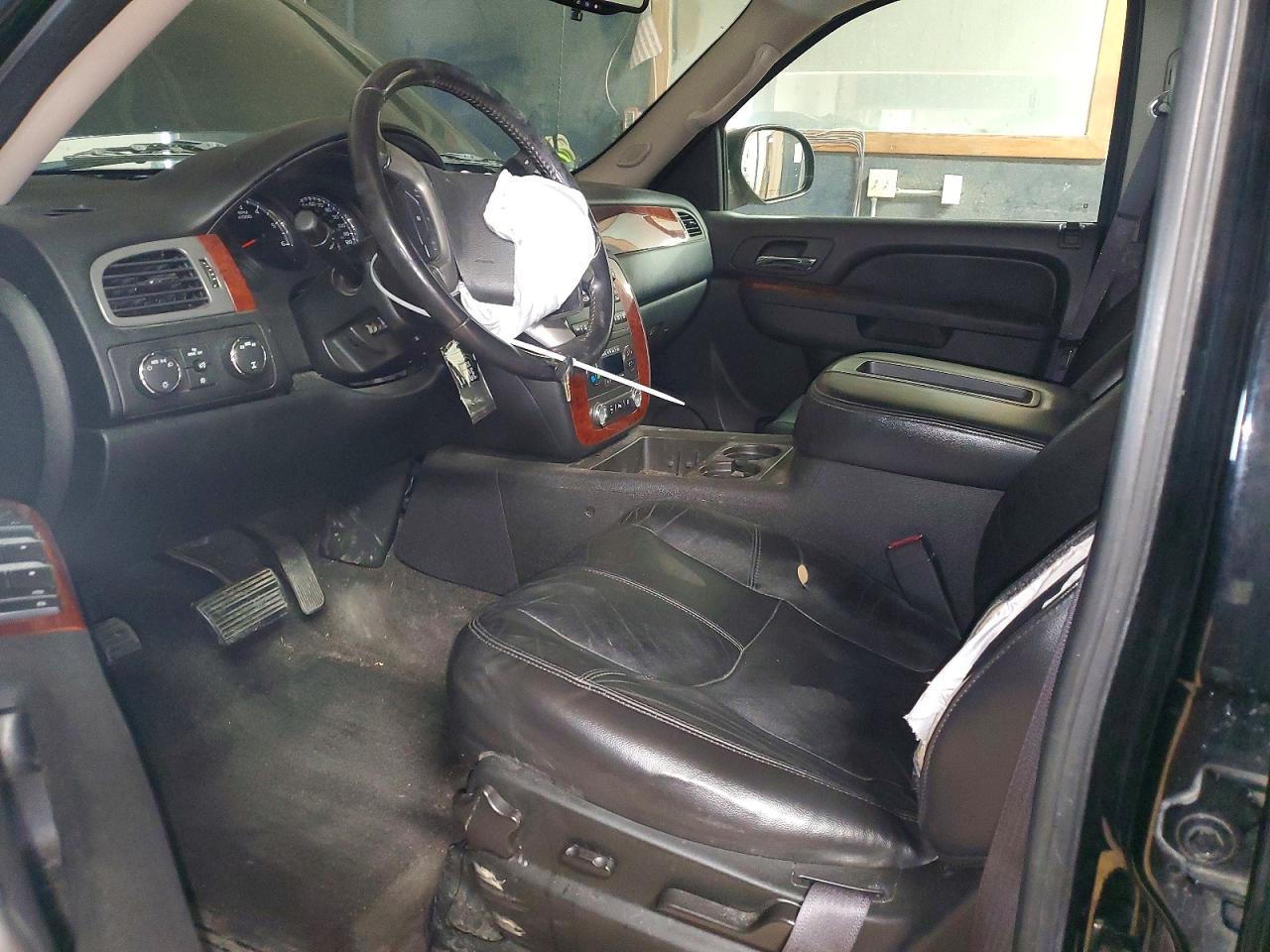 2011 Chevrolet Avalanche LT