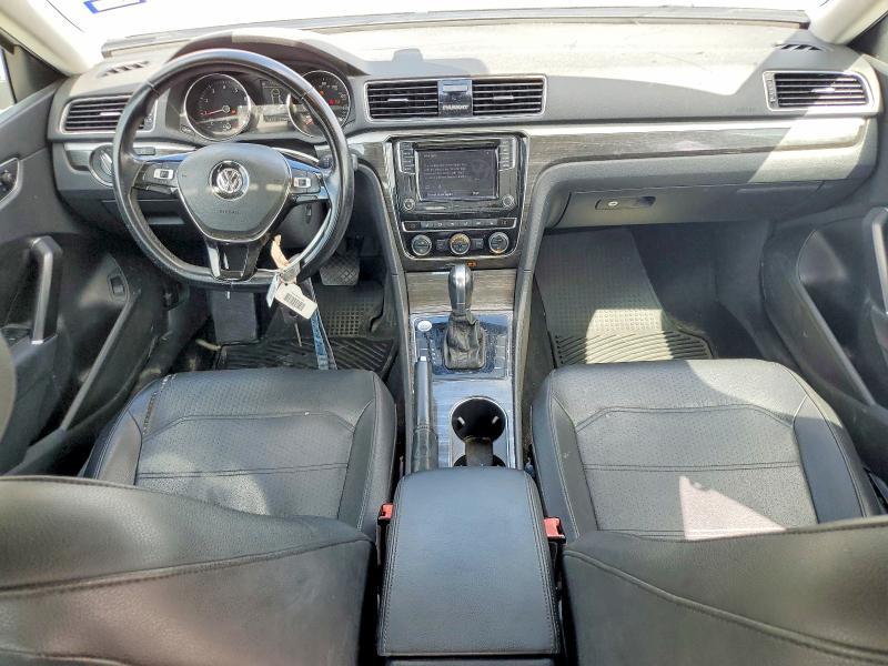 2018 Volkswagen Passat se