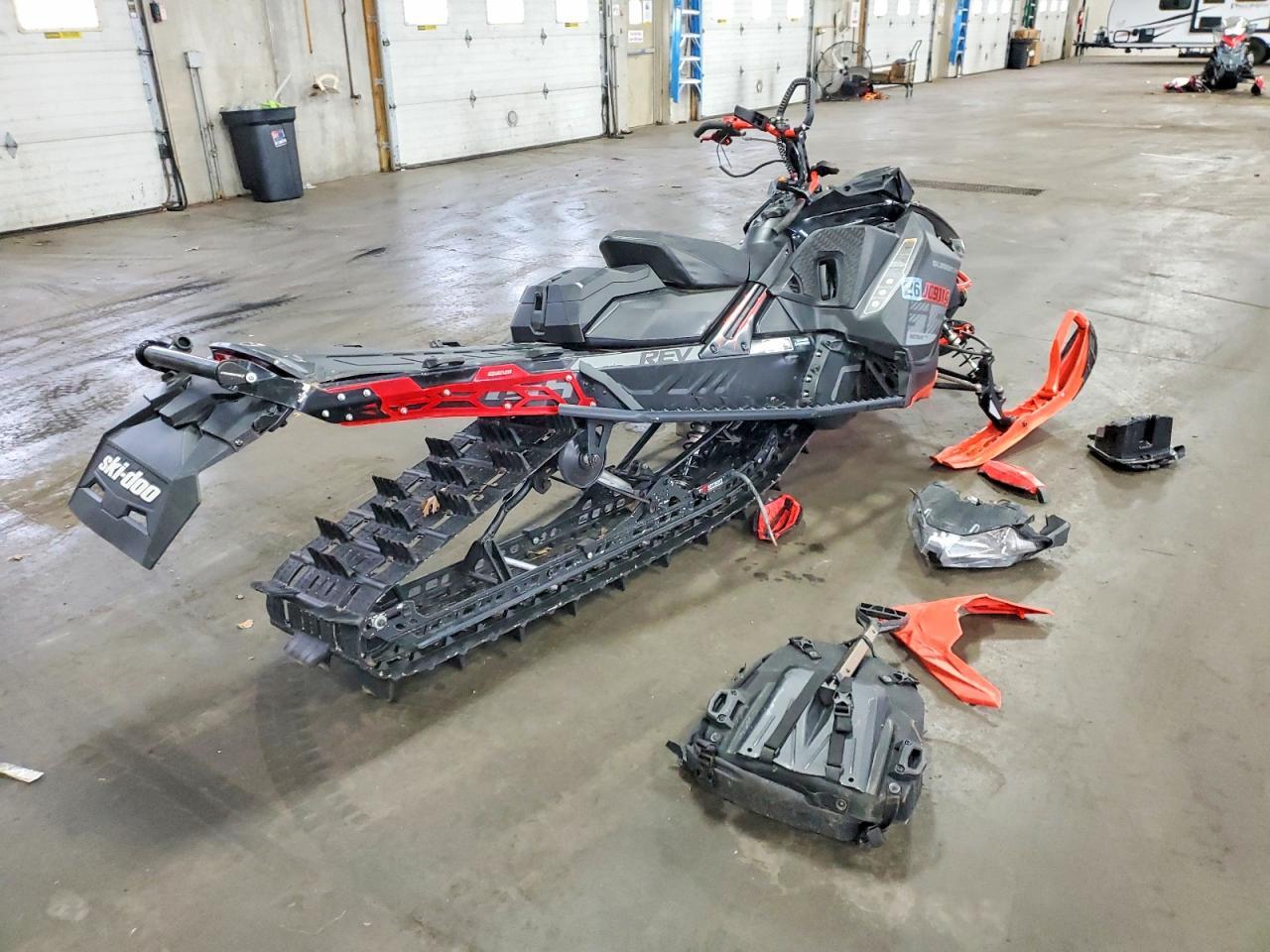 2019 Skidoo Summit SP 850 E-TEC