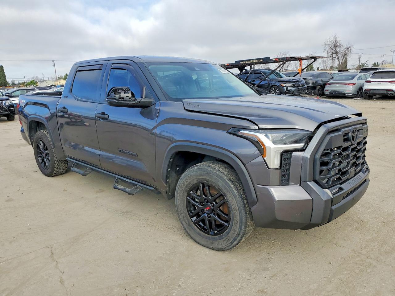2022 Toyota Tundra SR5